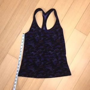 Lululemon cool racerback size 6 quilted camo